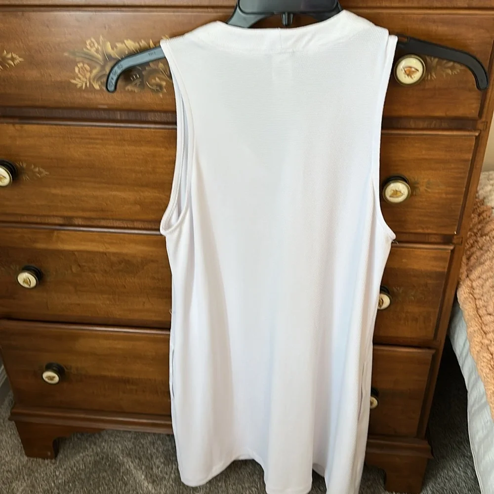 Tommy Bahama beach cover up - Picture 4 of 4